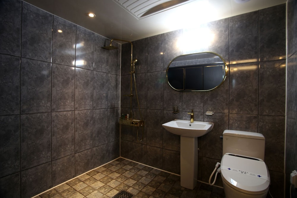 A Standard Room - Photo 3