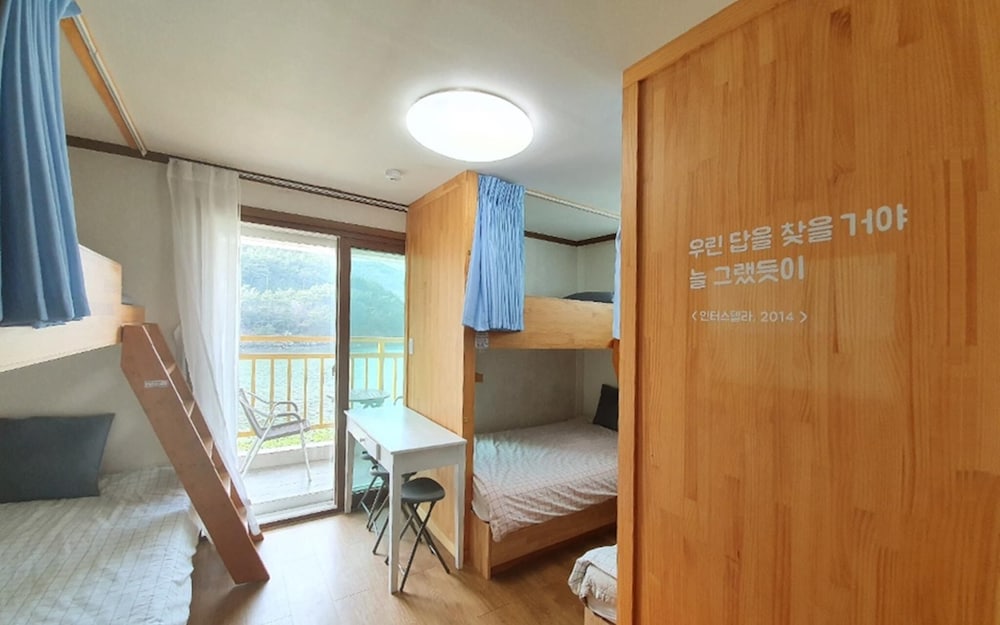 Room (Ocean View Unshared House For 3-6 peo) photo 3
