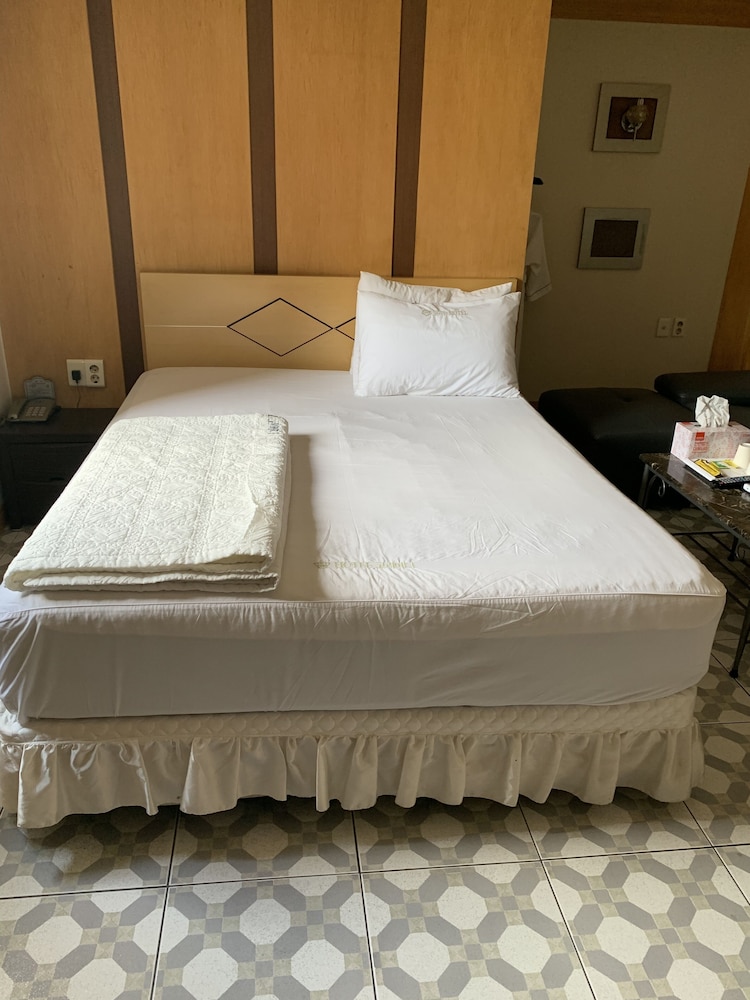 Deluxe Room - Photo 4