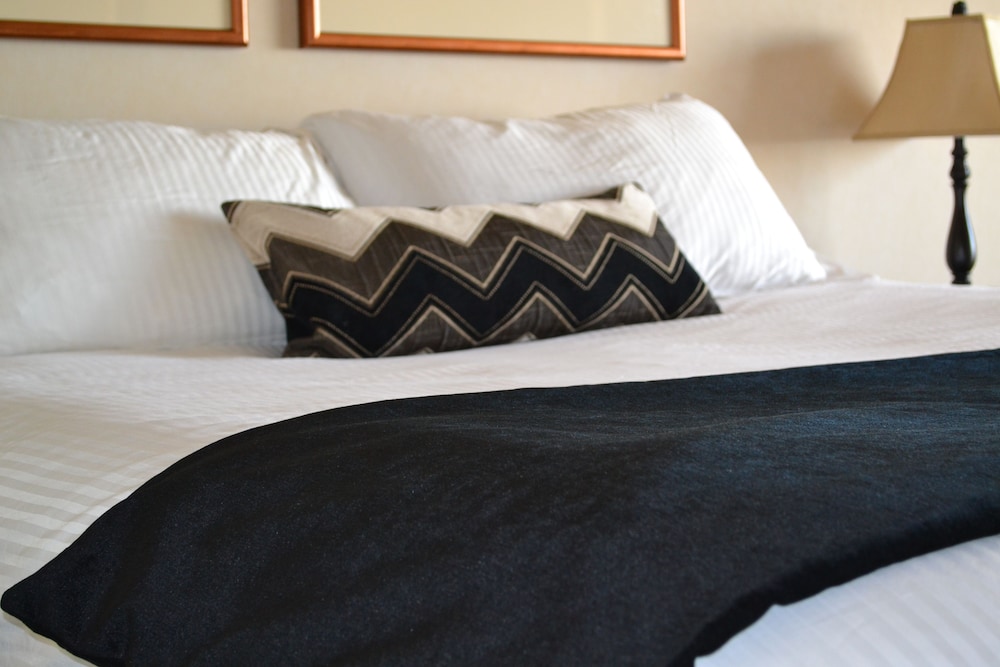 Deluxe Room, 1 King Bed