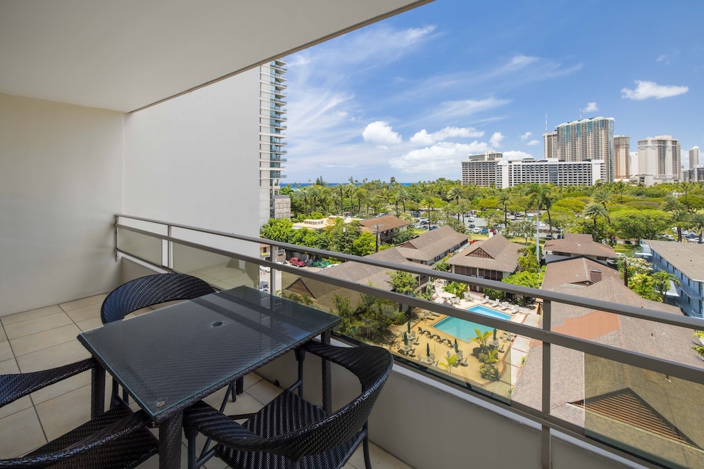 Condo, 1 Bedroom, Partial Ocean View - Photo 9