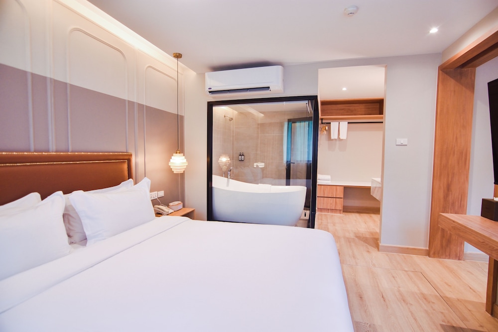 Executive Suite photo 3