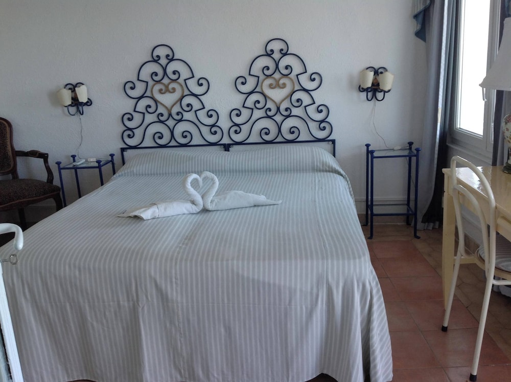 Standard Double or Twin Room, Sea View