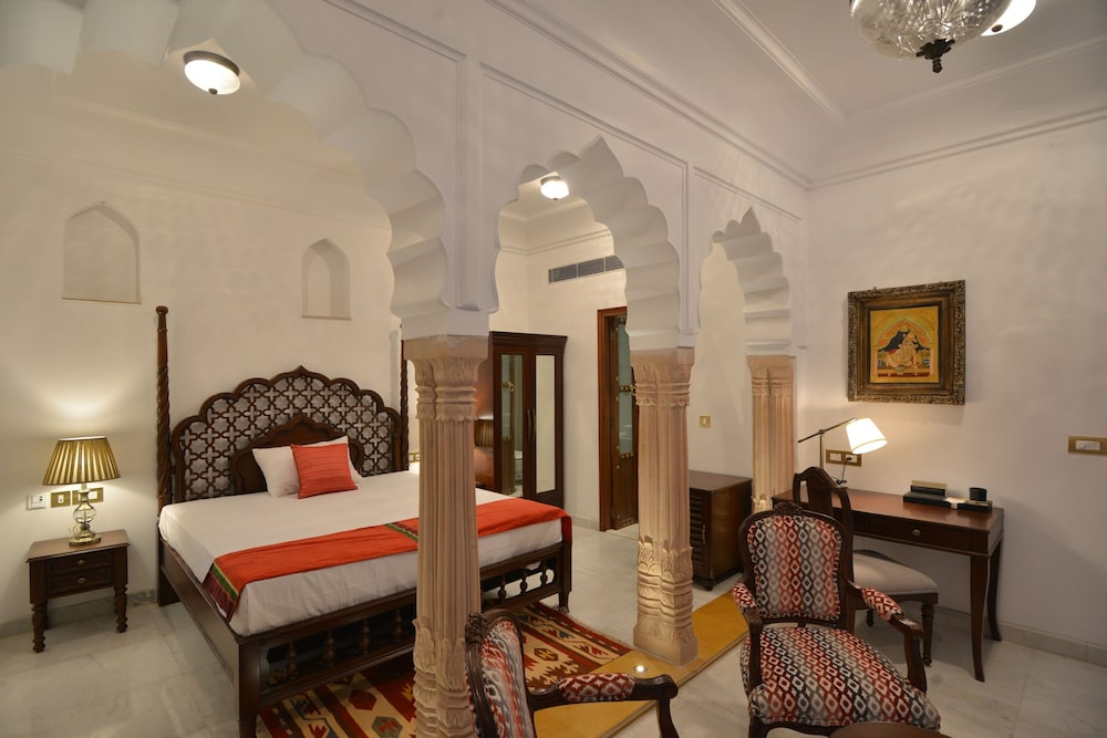 Diwan-e-khas - Haveli Dharampura photo 2