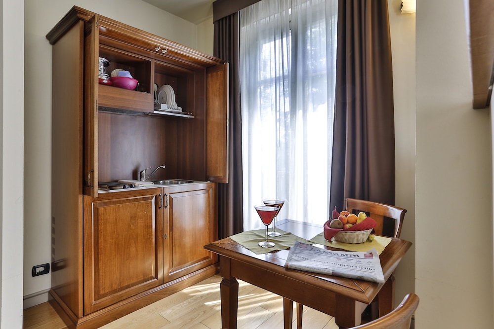 Standard Double or Twin Room - Photo 2