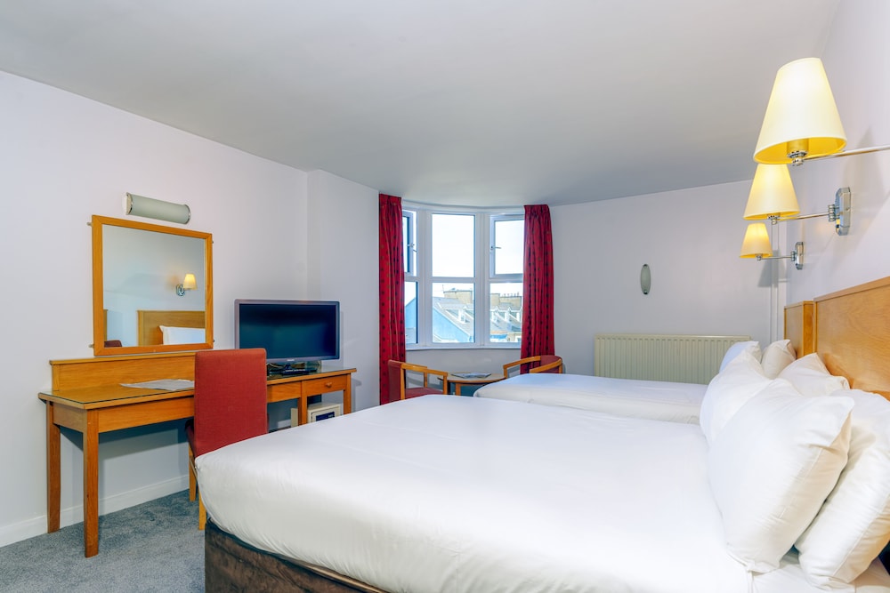 Twin Room, Non Smoking, Sea View - Photo 11