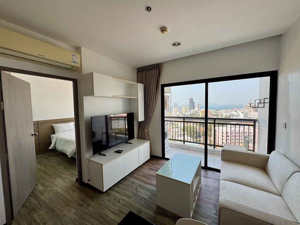 Condo, 1 Bedroom, Balcony, Sea View
