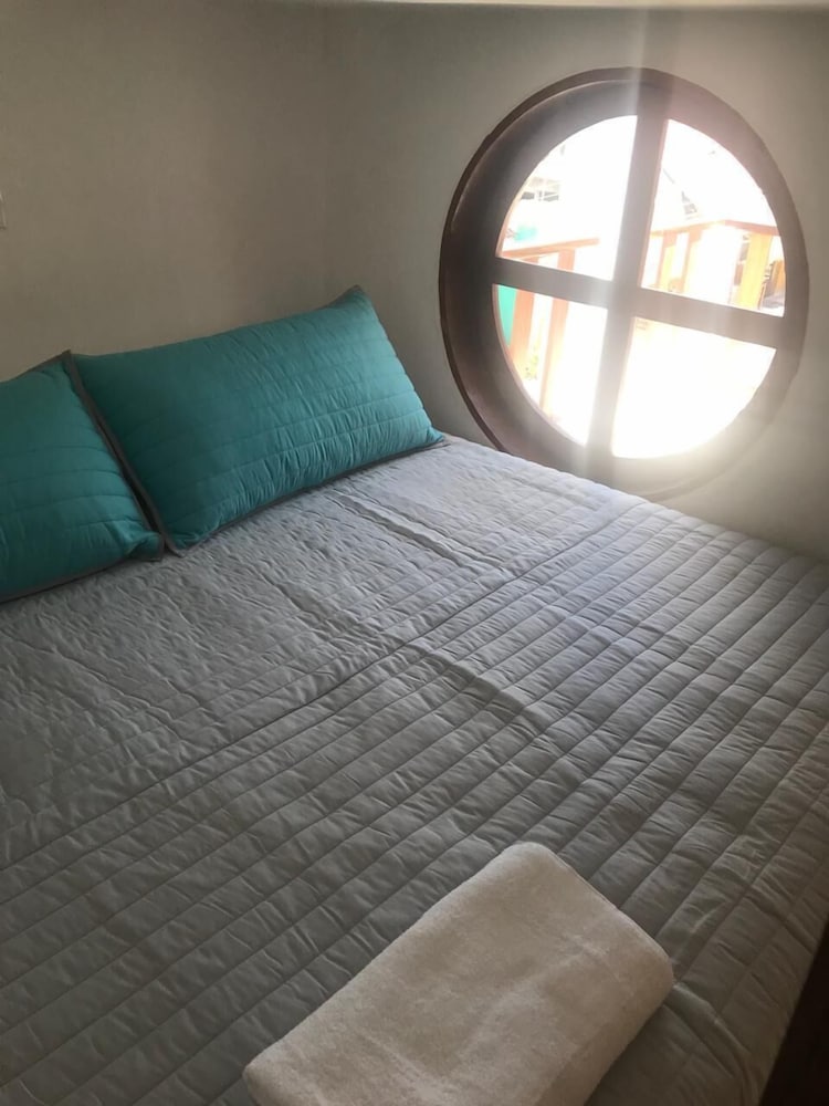 Double Room, 1 King Bed, City View photo 1