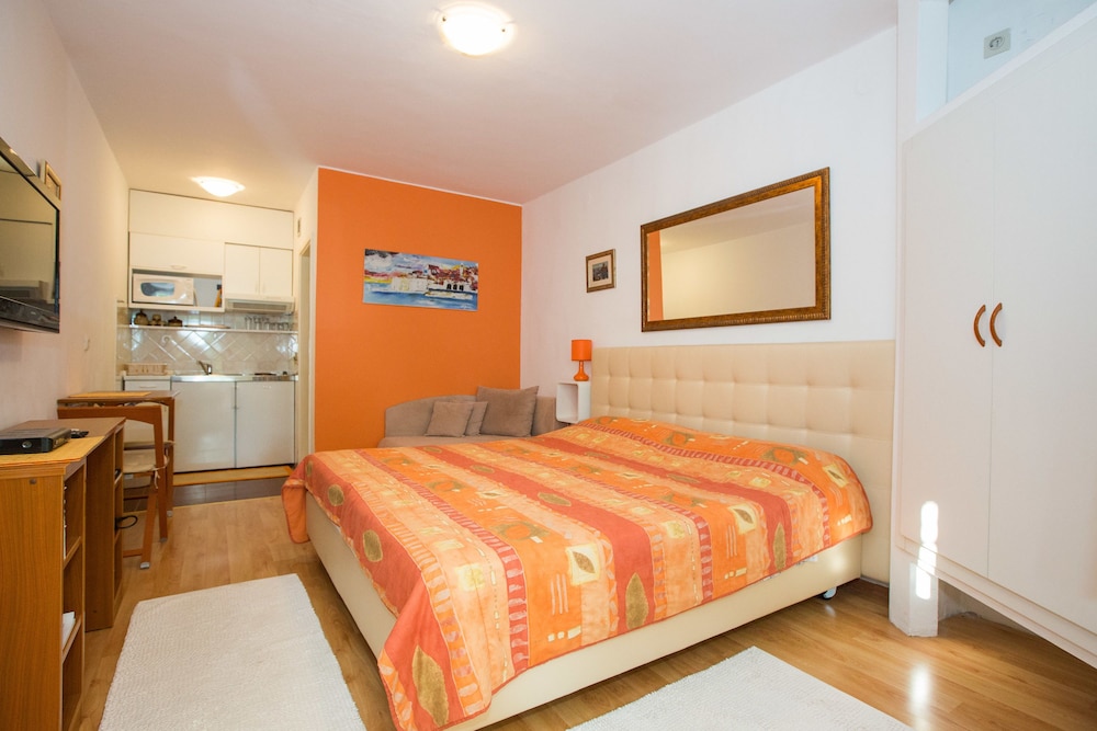 Studio Suite, Terrace, Sea View photo 3