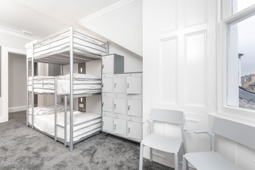Shared Dormitory, Women only, Ensuite photo 1