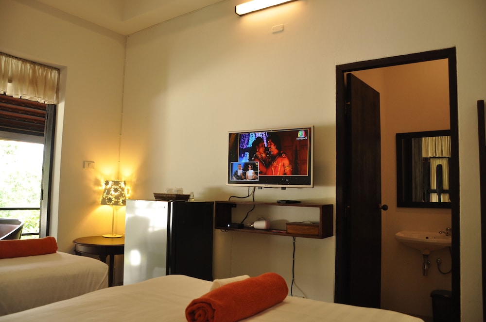 Twin Room with balcony photo 2
