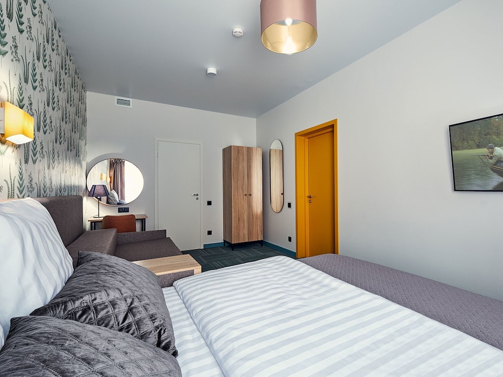Superior Quadruple Room, 1 Double Bed With Sofa Bed photo 3