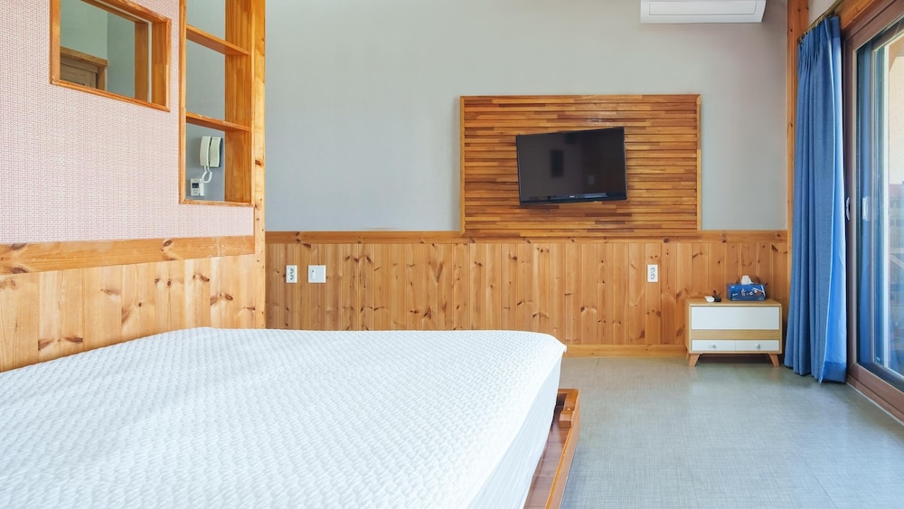 Basic Room, 1 Bedroom (1F 103, (33.06m²)) - Photo 6