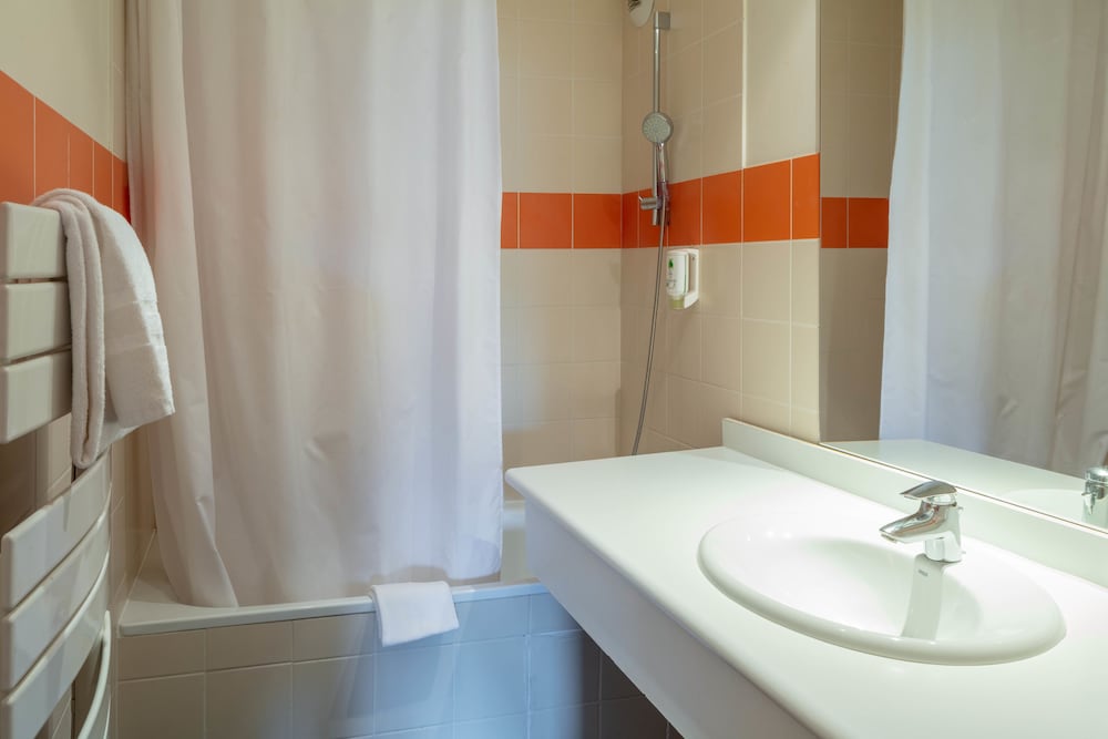 Triple Room - Photo 8