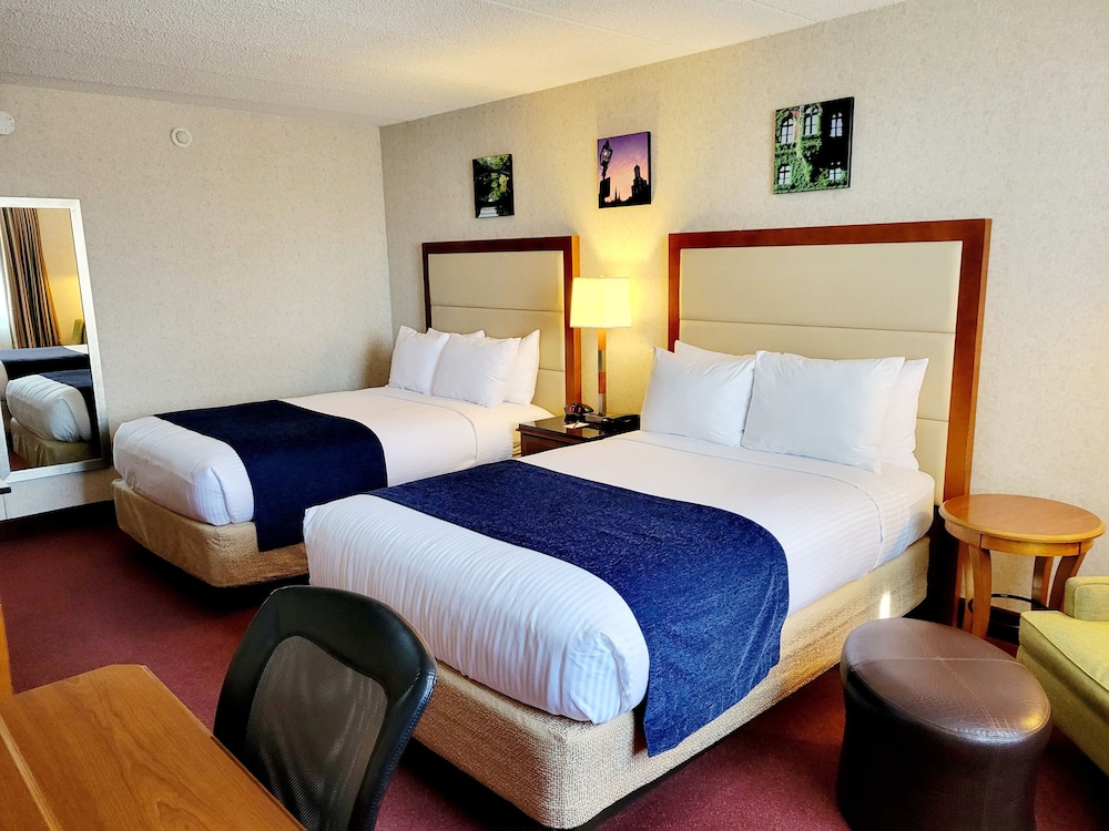 Double Beds Non-Smoking, No Pets photo 1