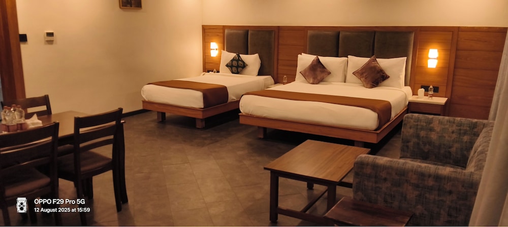 Deluxe Triple Room
