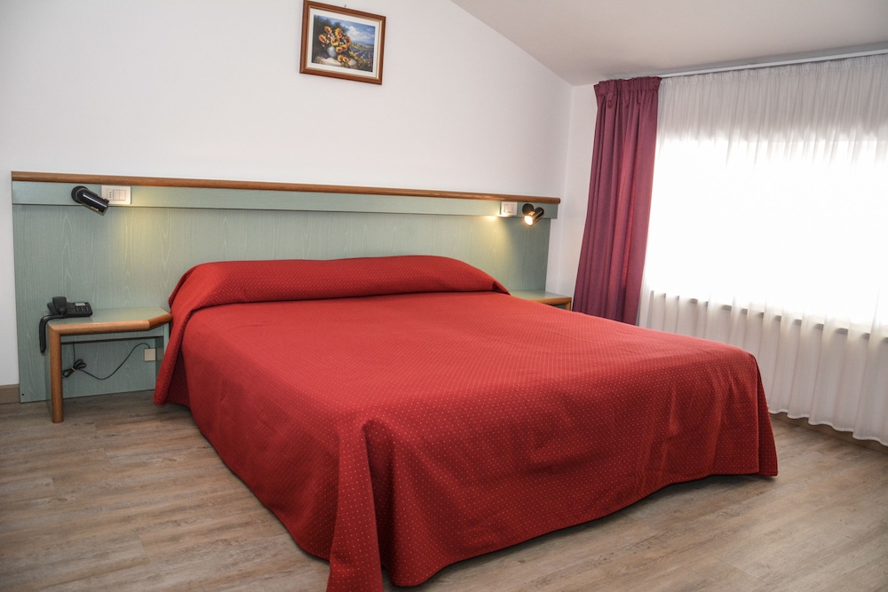 Standard Double Or Twin Room photo 1
