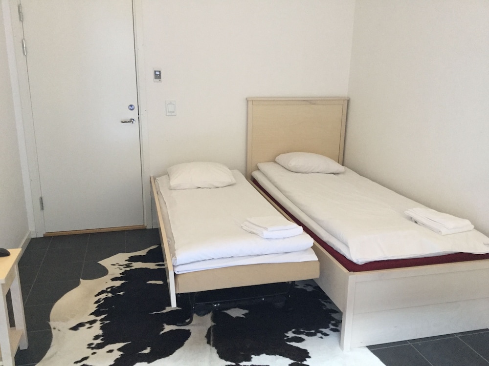 Economy Room, Accessible photo 1