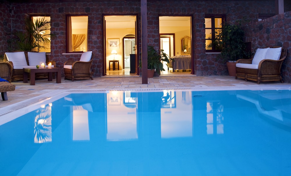 Superior Suite, Private Pool - Photo 18