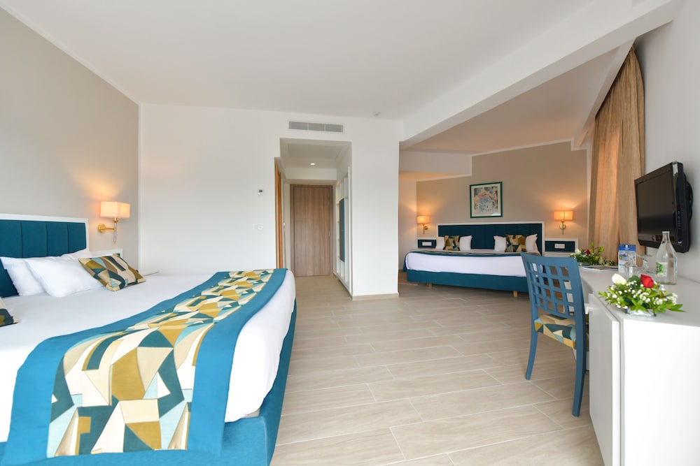 Quadrupla Standard, vista mare