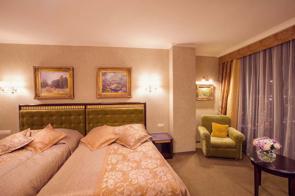 Deluxe Twin Room photo 3