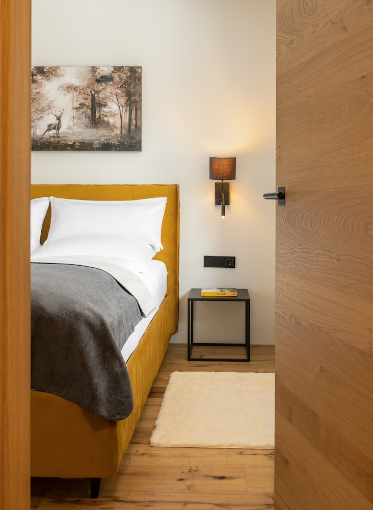 Grand Apartment, 1 Bedroom, Non Smoking, Mountain View photo 3