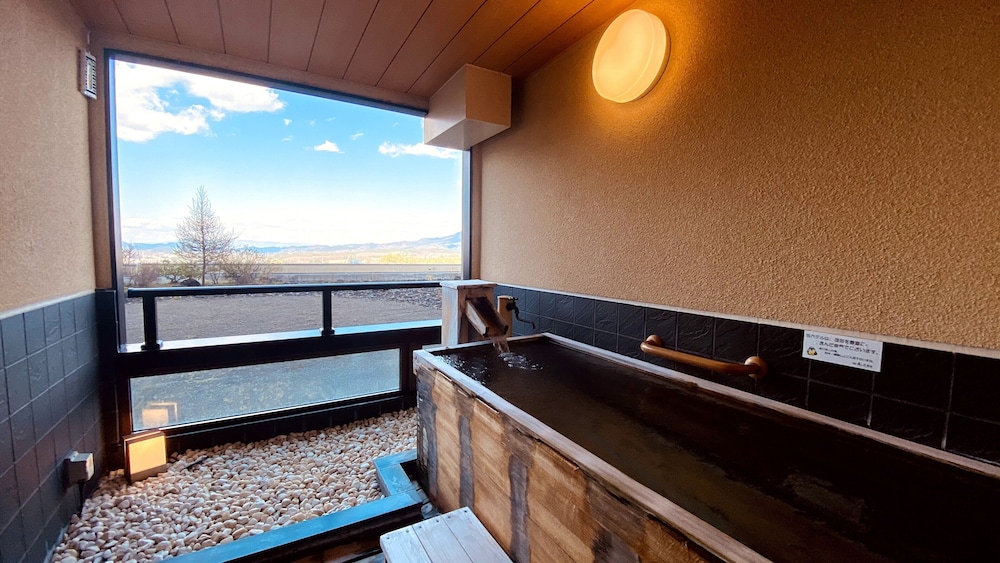 Japanese Western Style Room with Private Open-air Bath, Annex (A-2 Type) photo 3