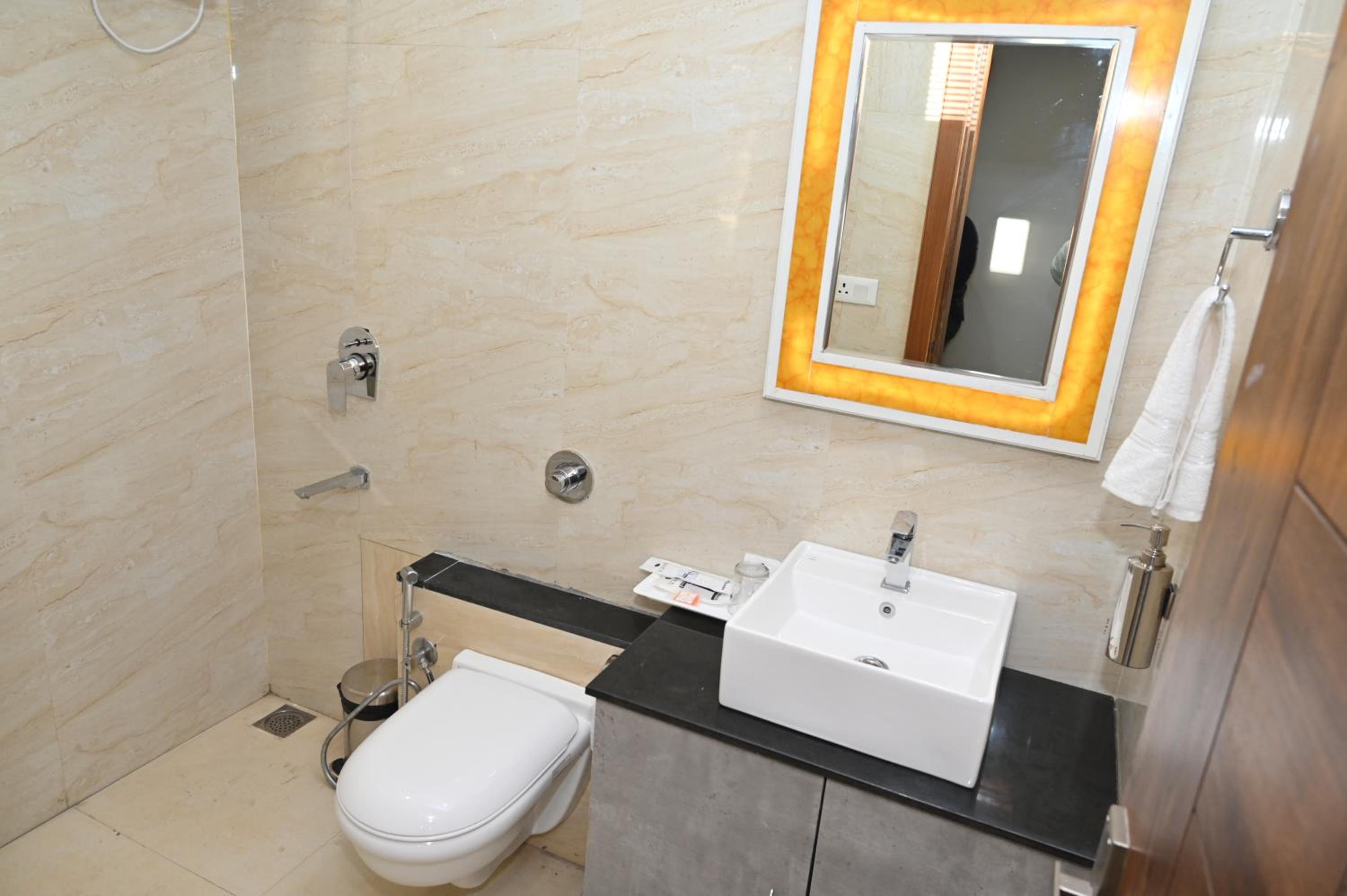 Family Suite - Photo 3