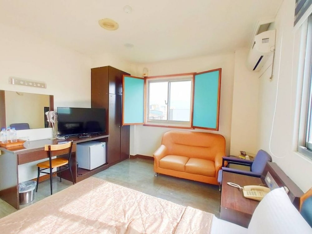 Business Double Room photo 3