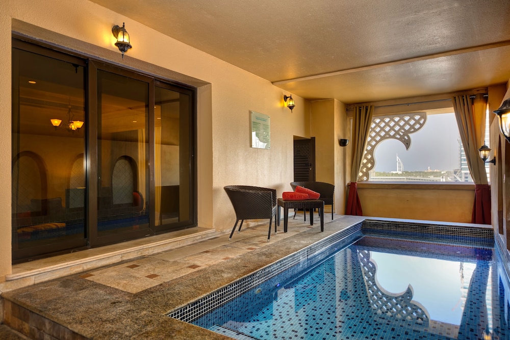 Suite, 1 Bedroom, Private Pool, City View
