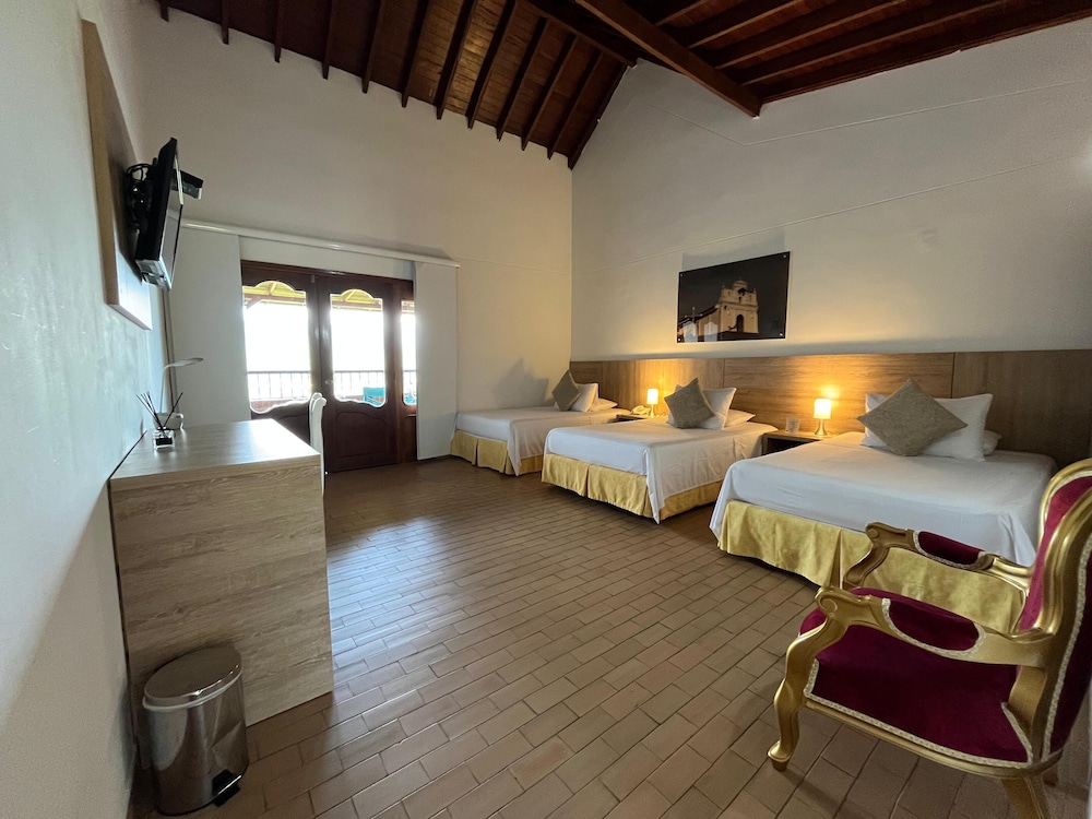 Superior Triple Room, Balcony
