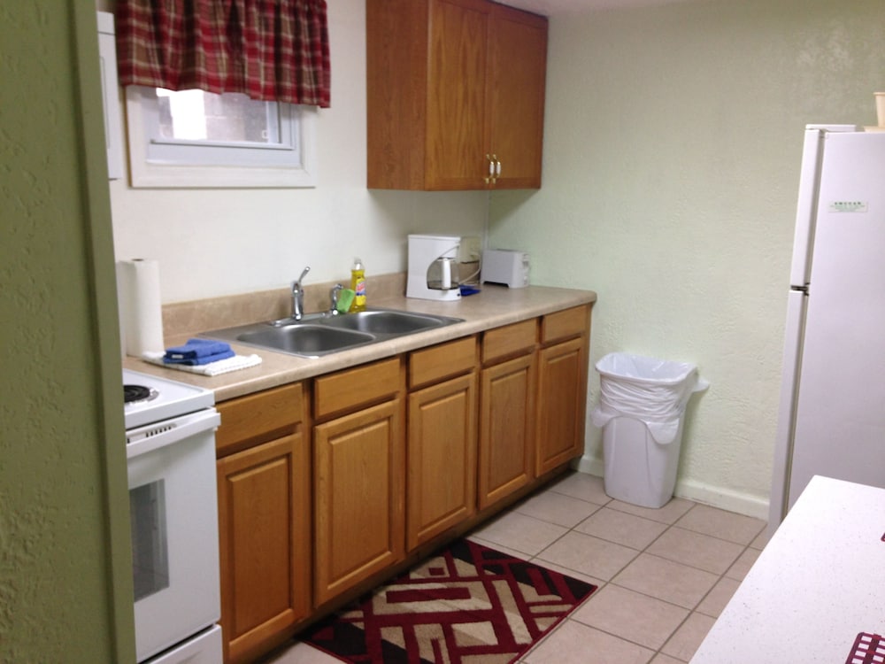 Classic Apartment, Multiple Beds, Kitchen