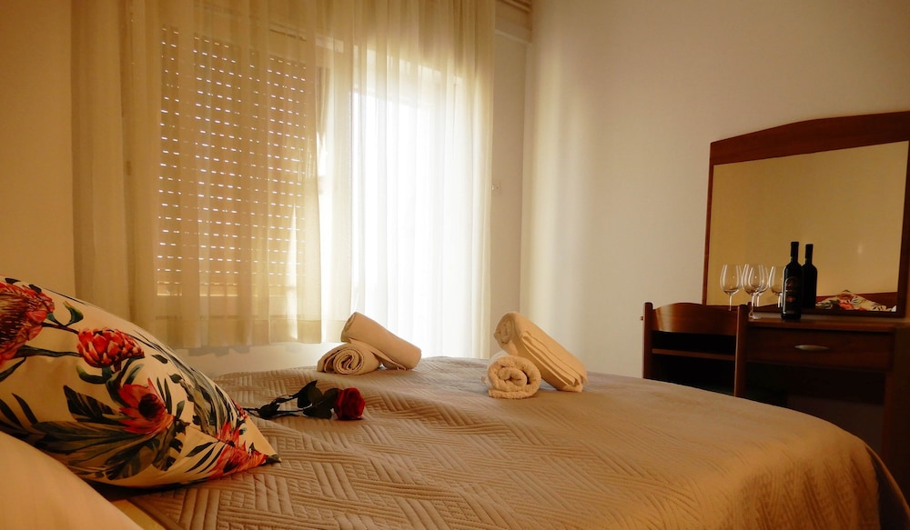 Double Room, Balcony, Sea View (5)