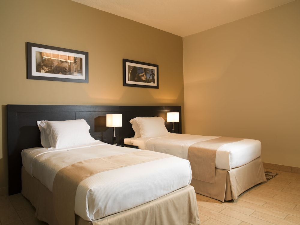 Deluxe Room, 2 Bedrooms photo 1