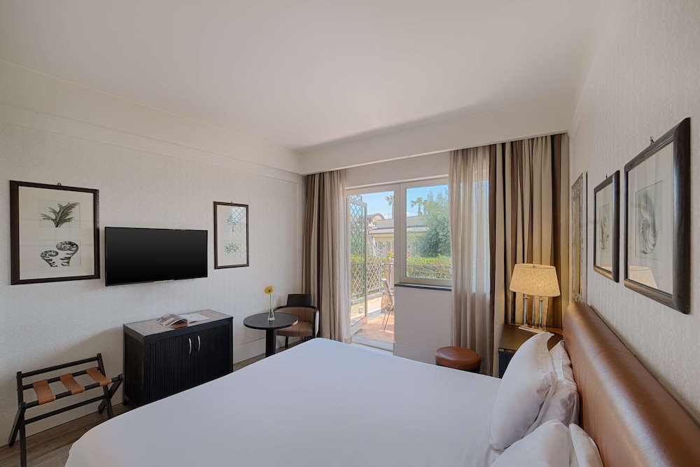 Standard Room, Terrace, Garden View - Photo 2