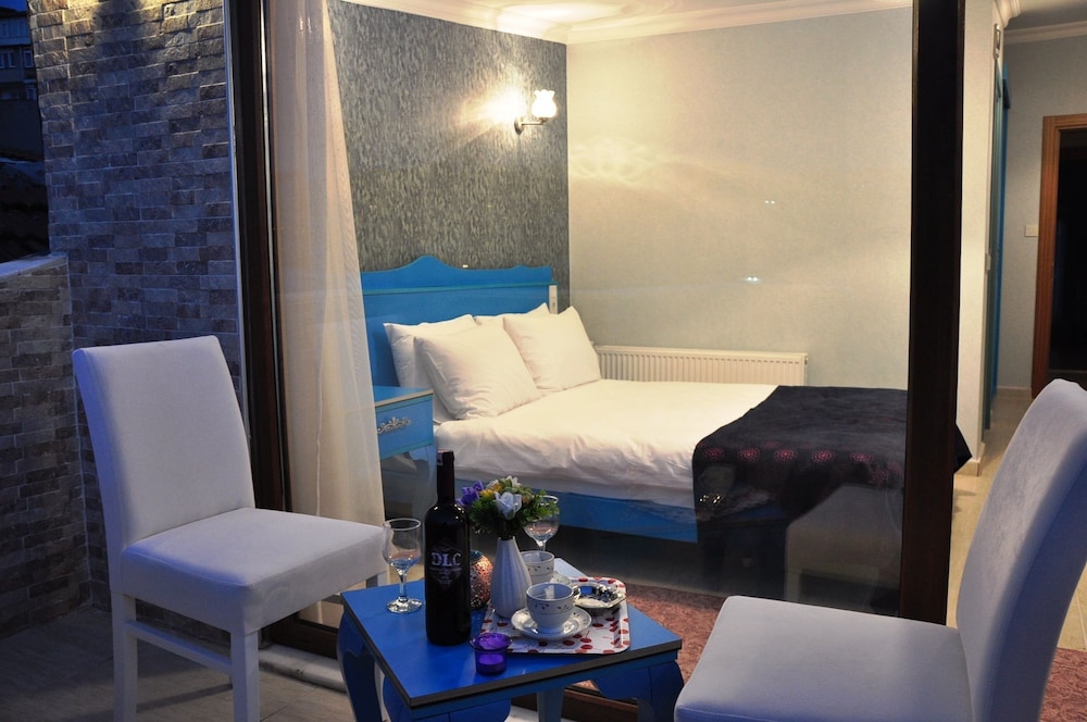 Economy Double or Twin Room photo 2