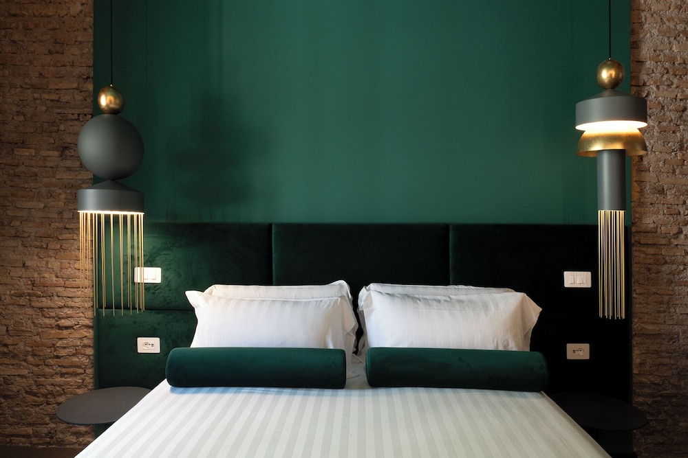 Executive Studio Suite