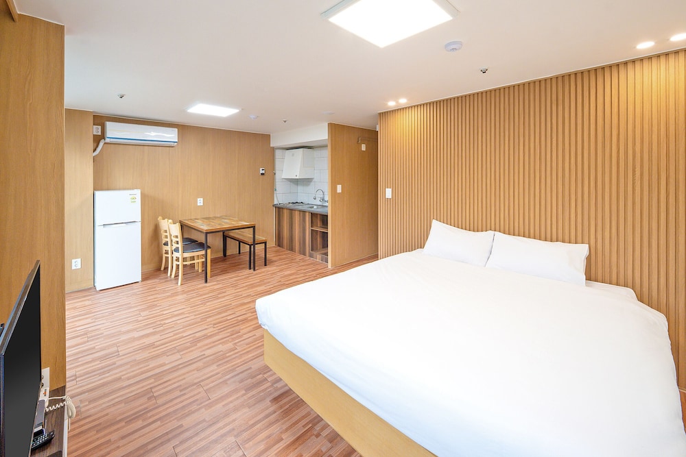 Deluxe Forest View Suite Condo (Quad)