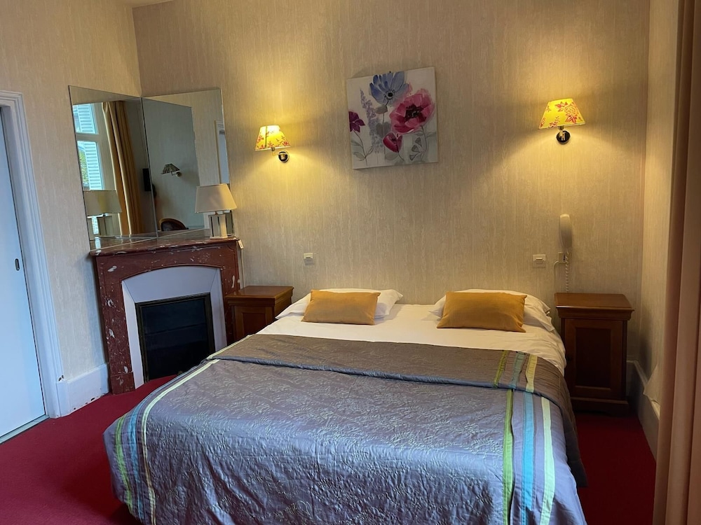 Double Room, River View