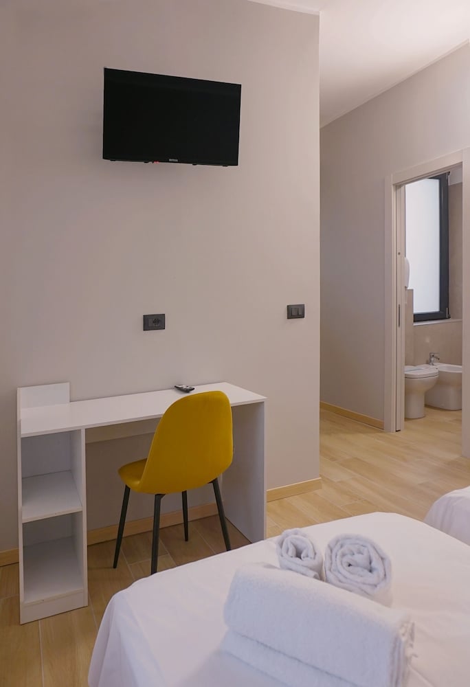 Classic Double or Twin Room, Hill View