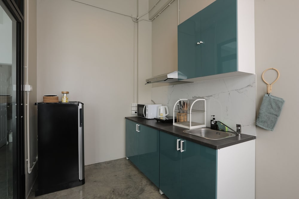 Quadruple Room - Photo 12