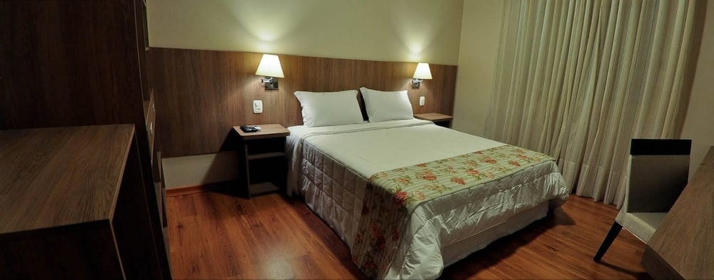 Apartment, Multiple Beds