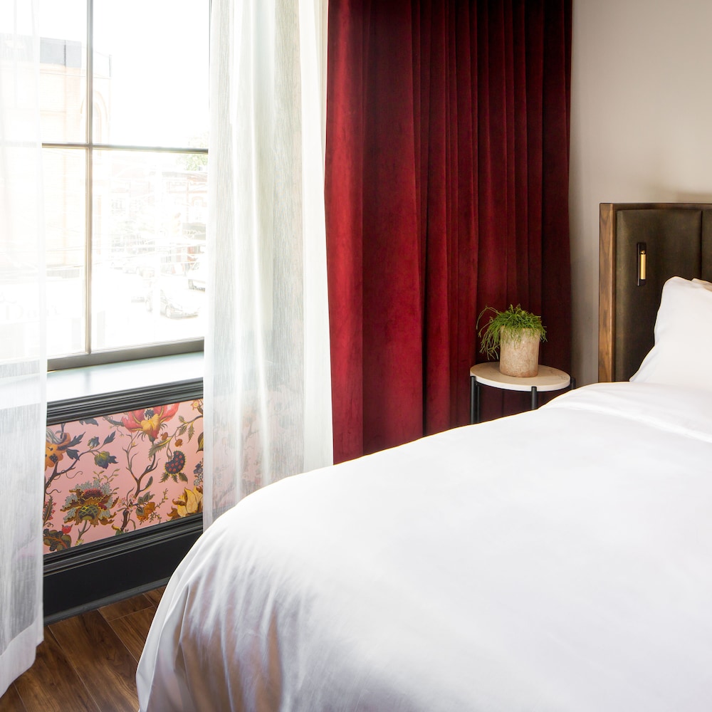 Traditional Room, 1 King Bed, Terrace