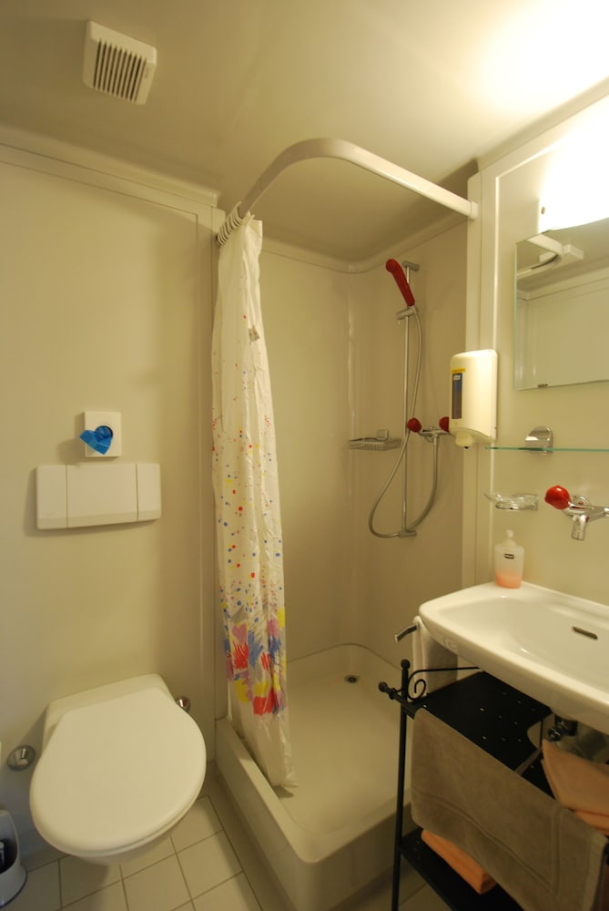 Economy Double or Twin Room