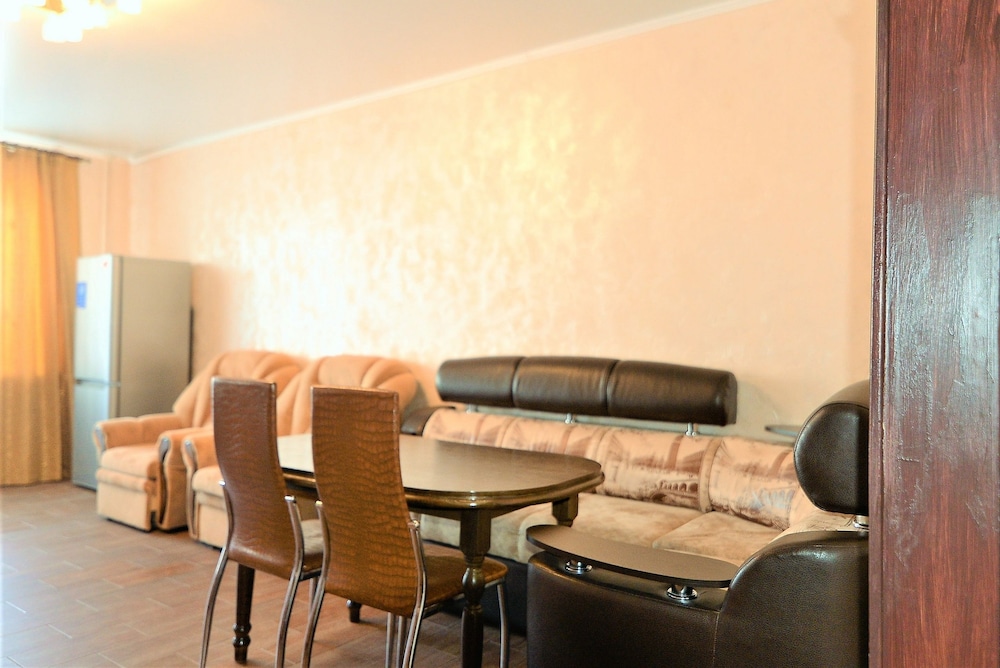 Apartment photo 3