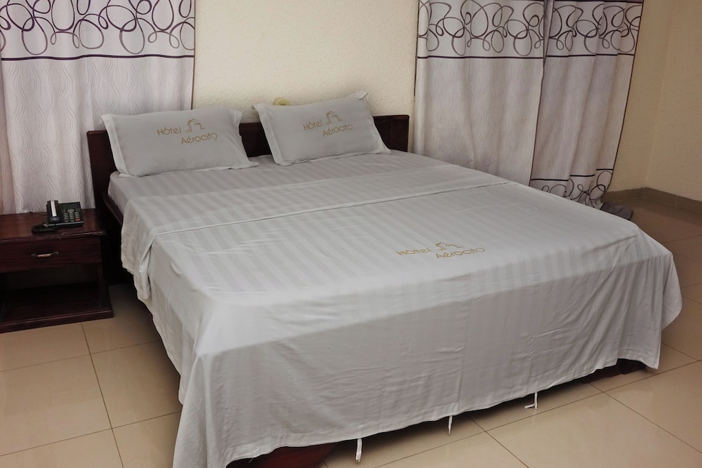 Basic Double Room Single Use photo 2