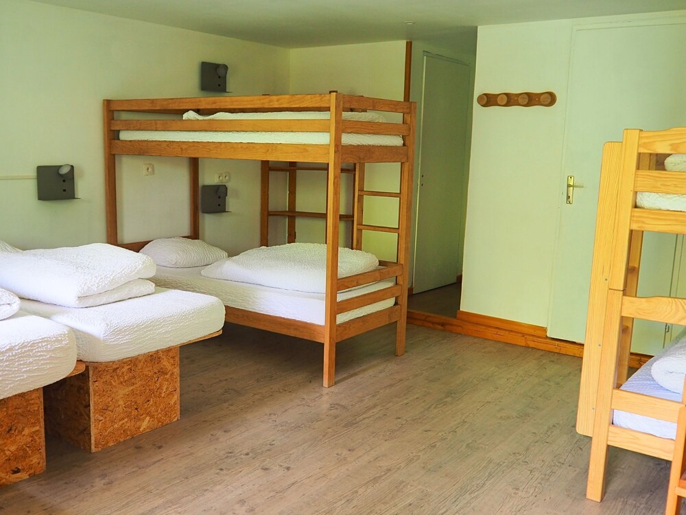 Shared Dormitory, Men only photo 2