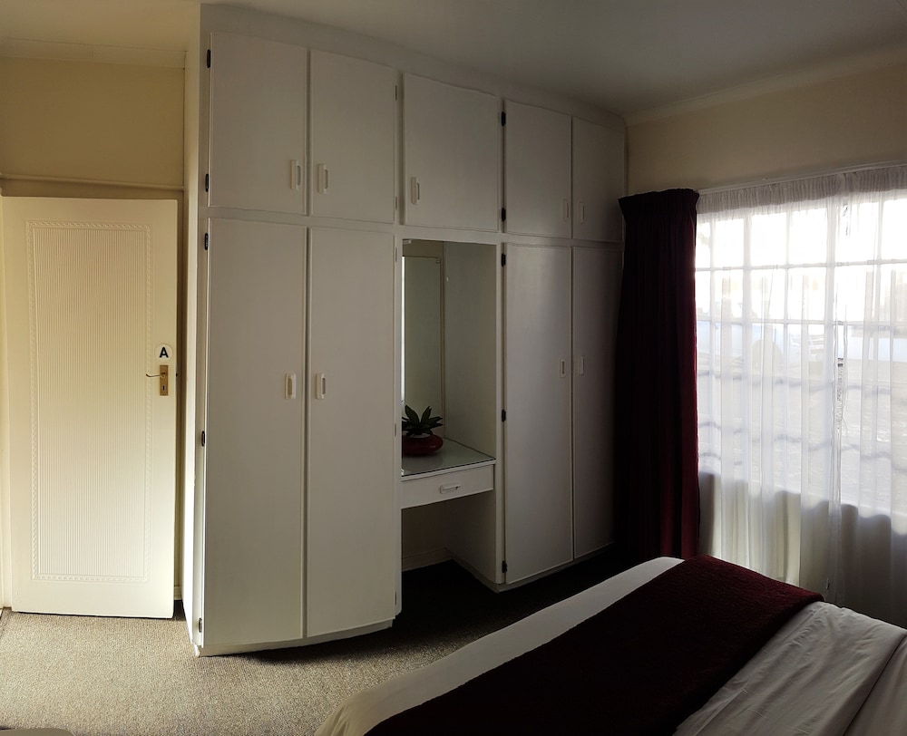 Standard Double Room photo 3