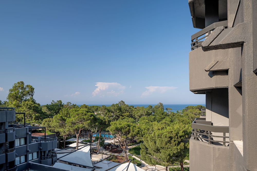 Standard Room, Partial Sea View