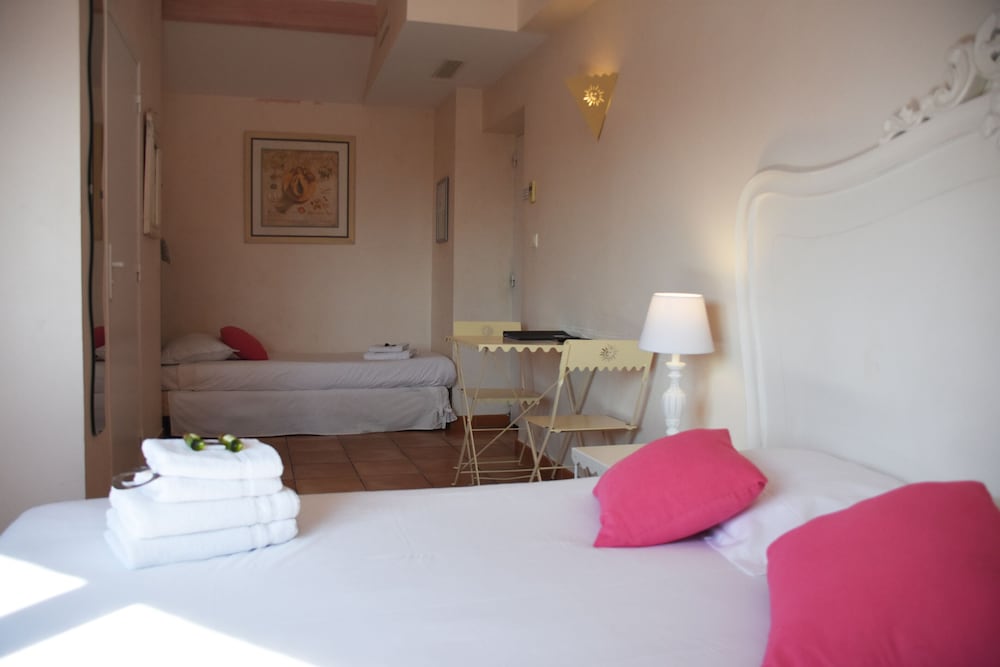 Superior Triple Room